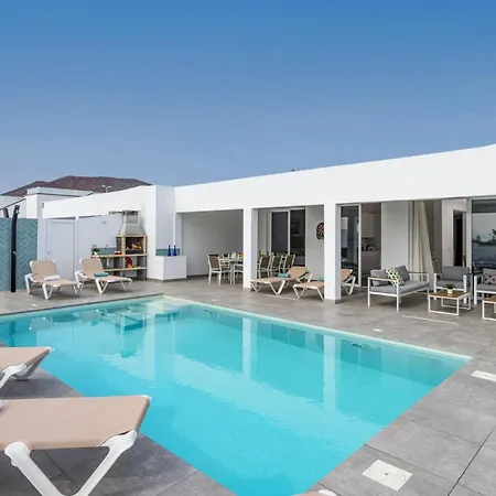 Willa Aqualava 2 By *